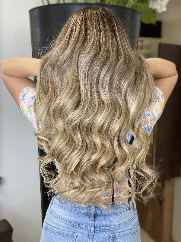 Flat Tip Human hair extensions in wavy structure wavy hair extensions flat tip for long lasting volume